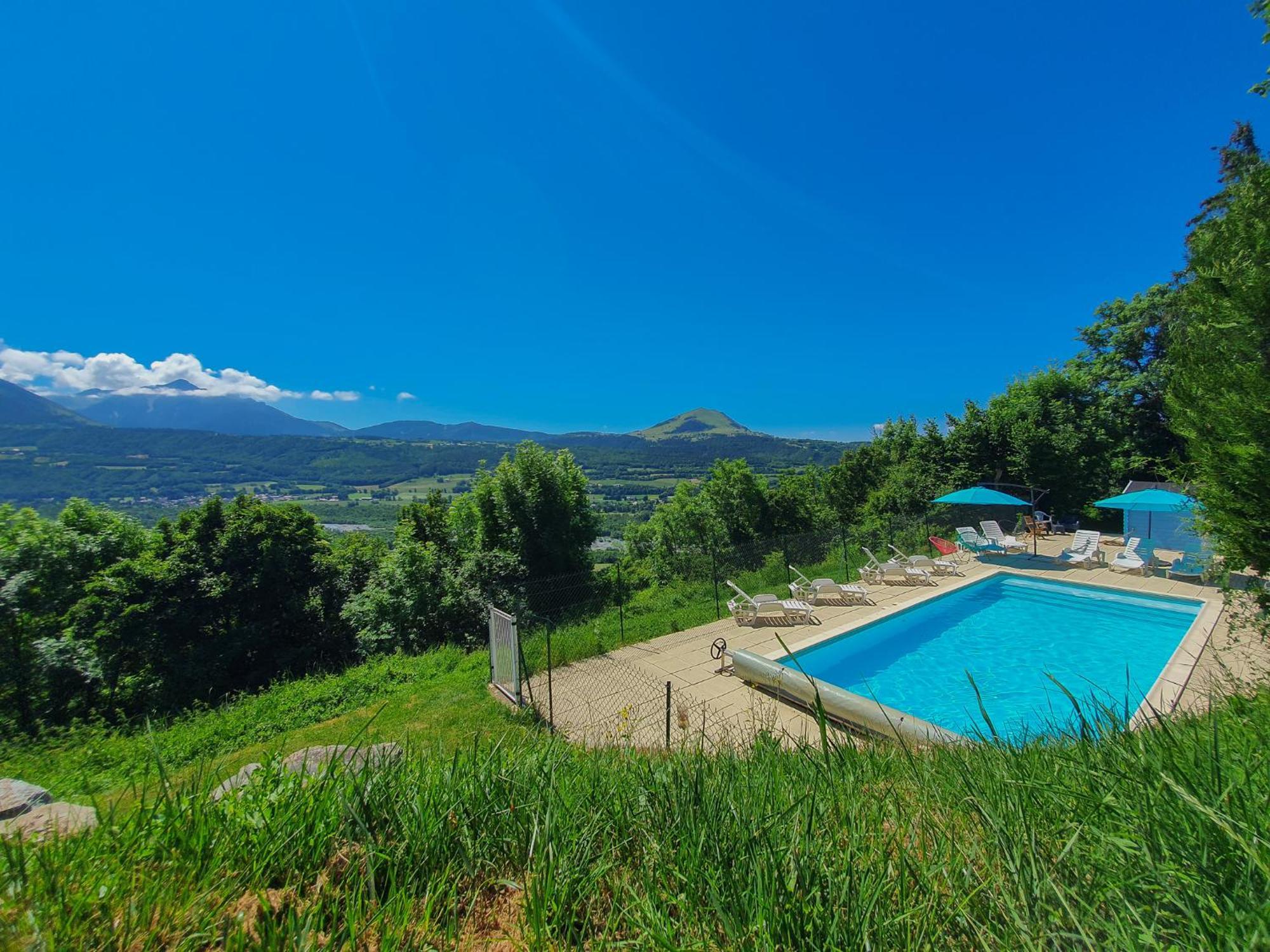 Lerefugedetiti Villa Buissard ภายนอก รูปภาพ