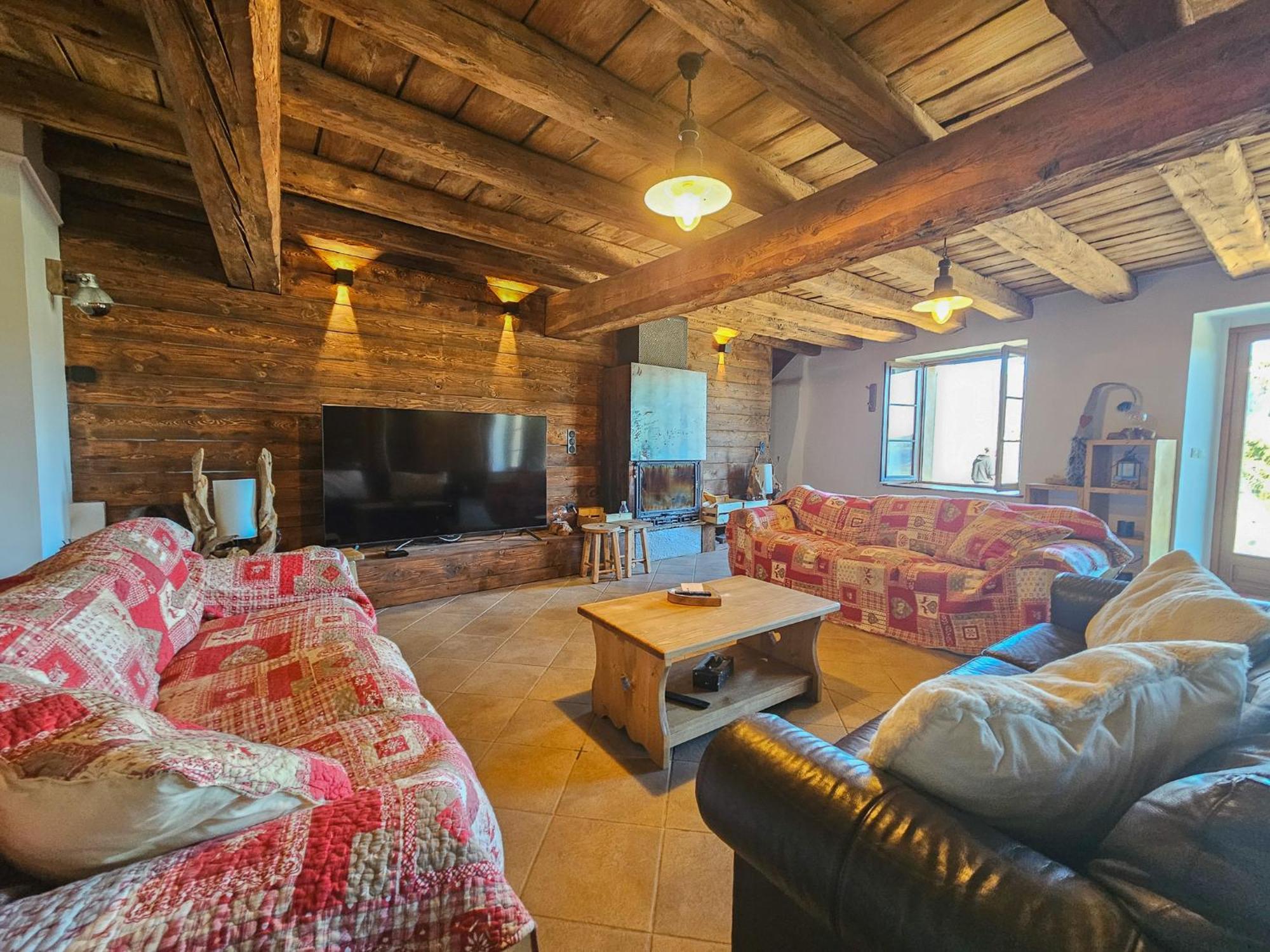Lerefugedetiti Villa Buissard ภายนอก รูปภาพ